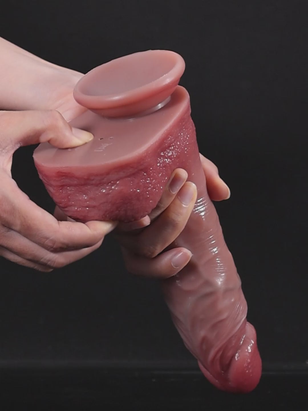Robin | Beschnittener Dildo mit Stoss- und Vibrationsfunktion | 20.5 cm